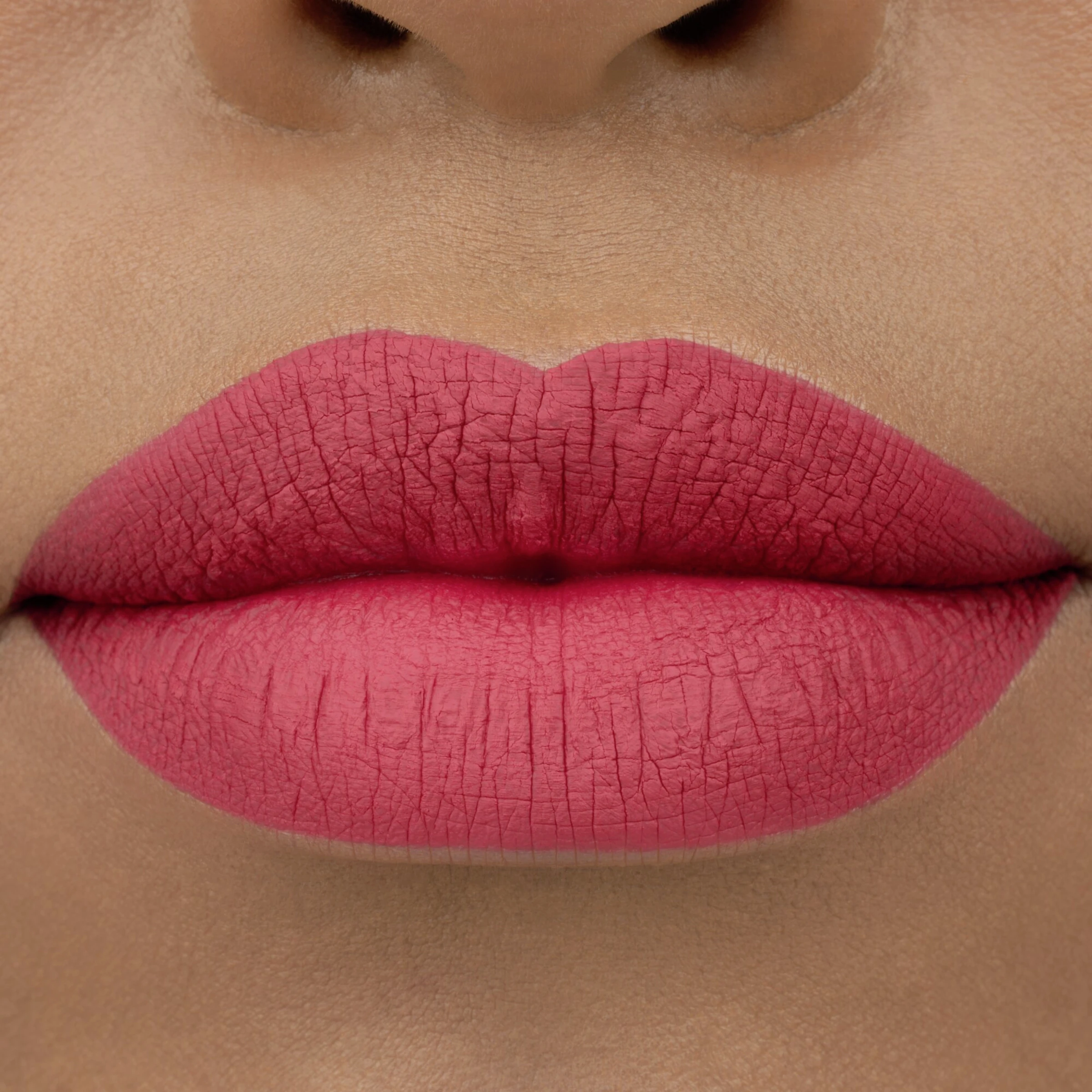 Essence 8h Matte Liquid Lipstick 07 4 Essence 8h Matte Liquid Lipstick 07 – Bild 2